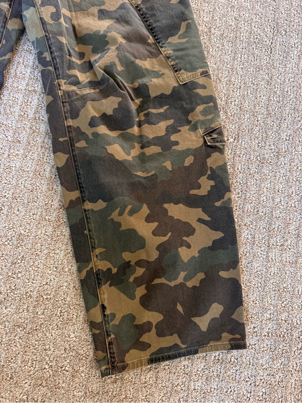 CITIZENS OF HUMANITY FLIGHT PANT IN CAMO SIZE 25 NWOT - Picture 8 of 11